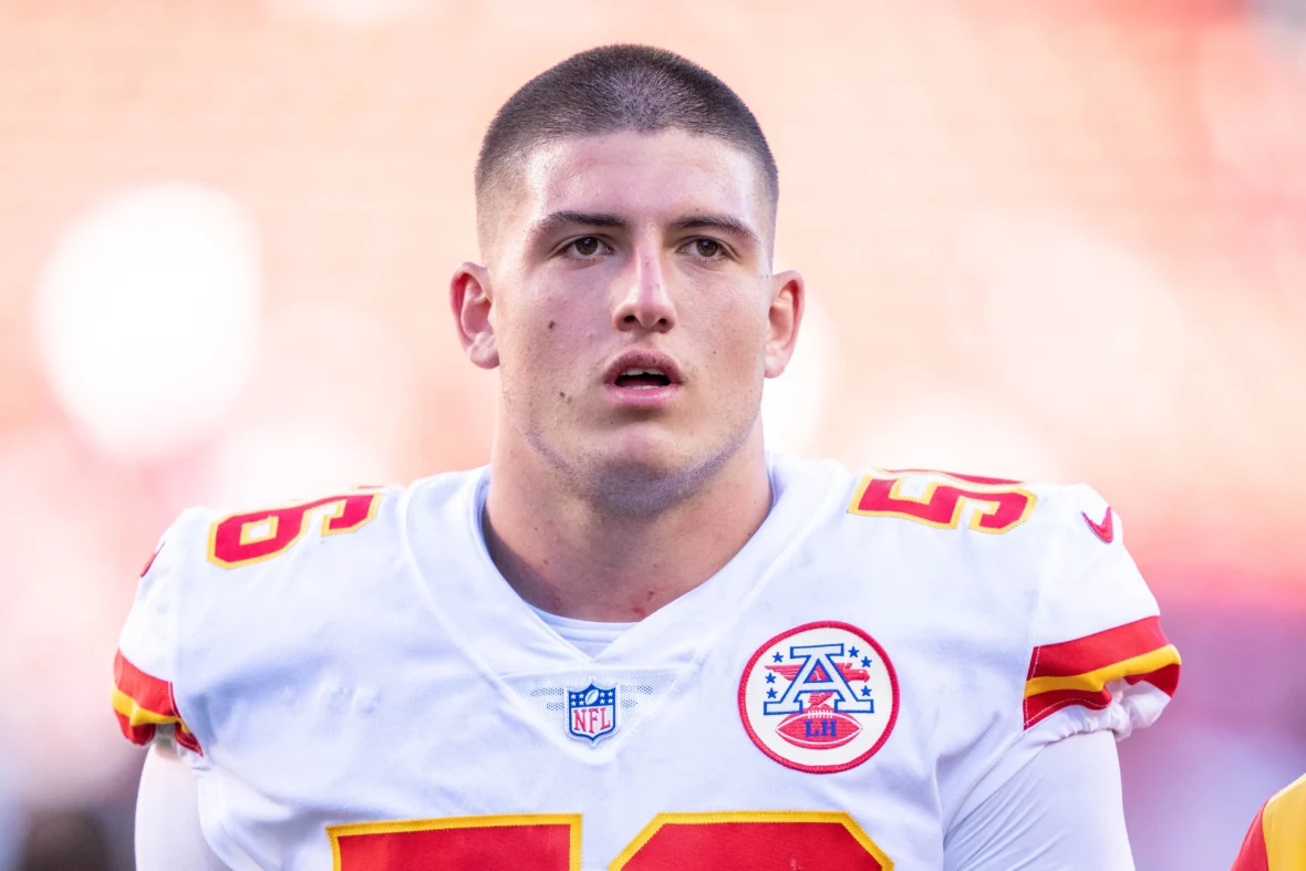 Kansas City Chiefs DE George Karlaftis ties the knot with high school sweetheart