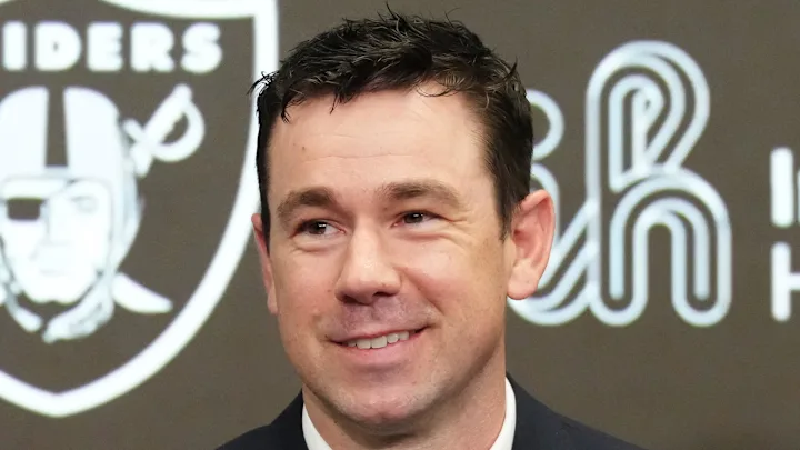 Clint Kubiak issues clear warning to Raiders coaches and front office