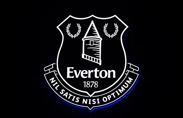 Everton ‘very attentive’ to midfielder’s situation – player ‘in their sights’ despite big competition